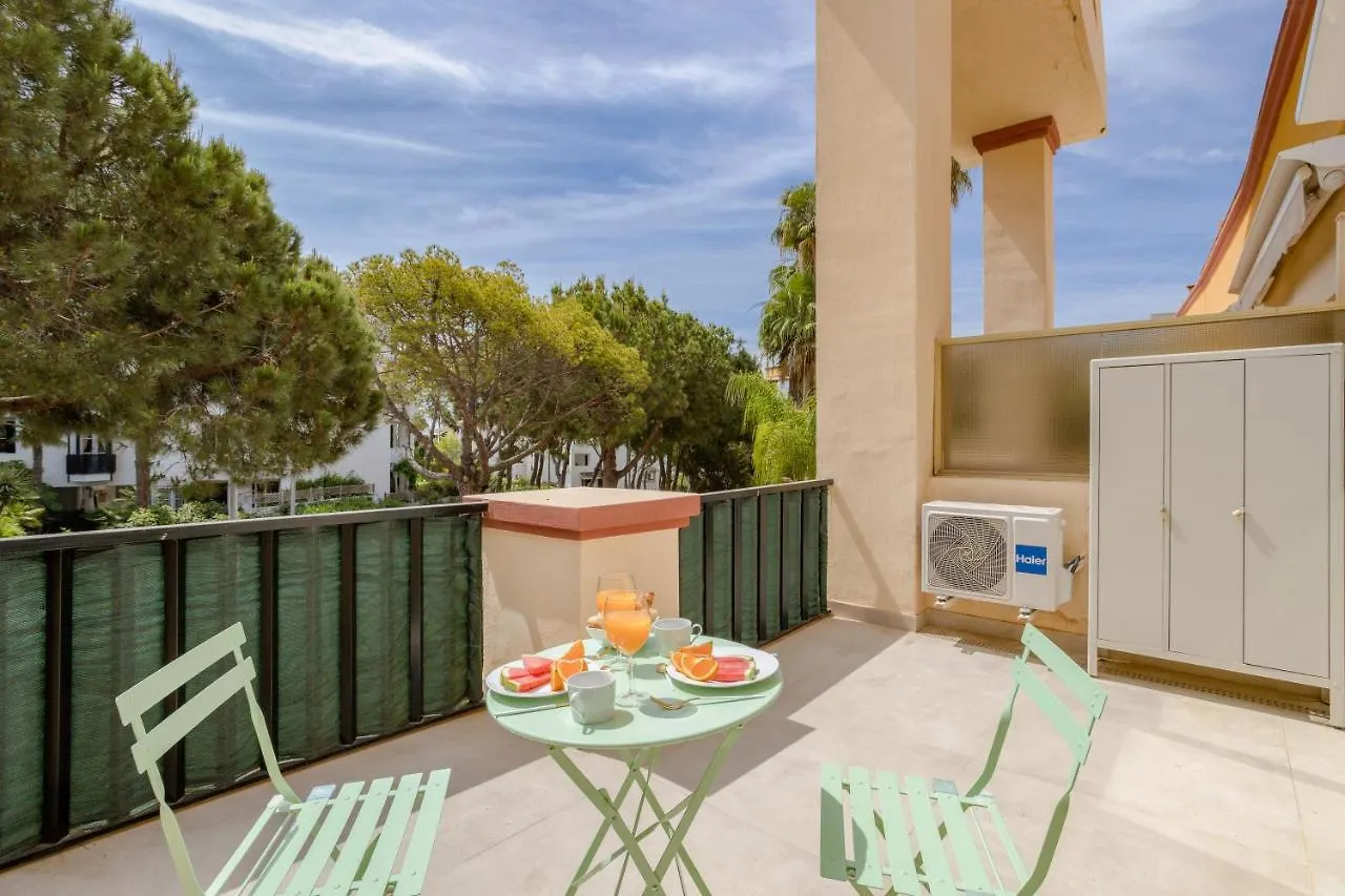 Oleholidays 413 Romana Playa Primera Linea Playa Marbella 0*,  Spain